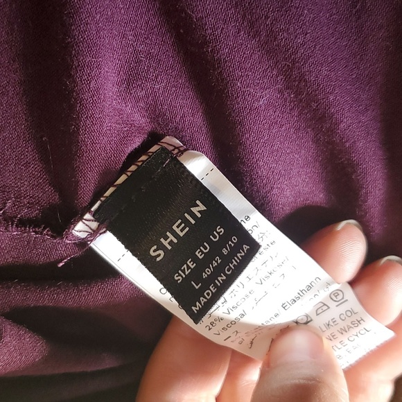 Purple shien blouse with cold shoulder detail on left side - Picture 3 of 3